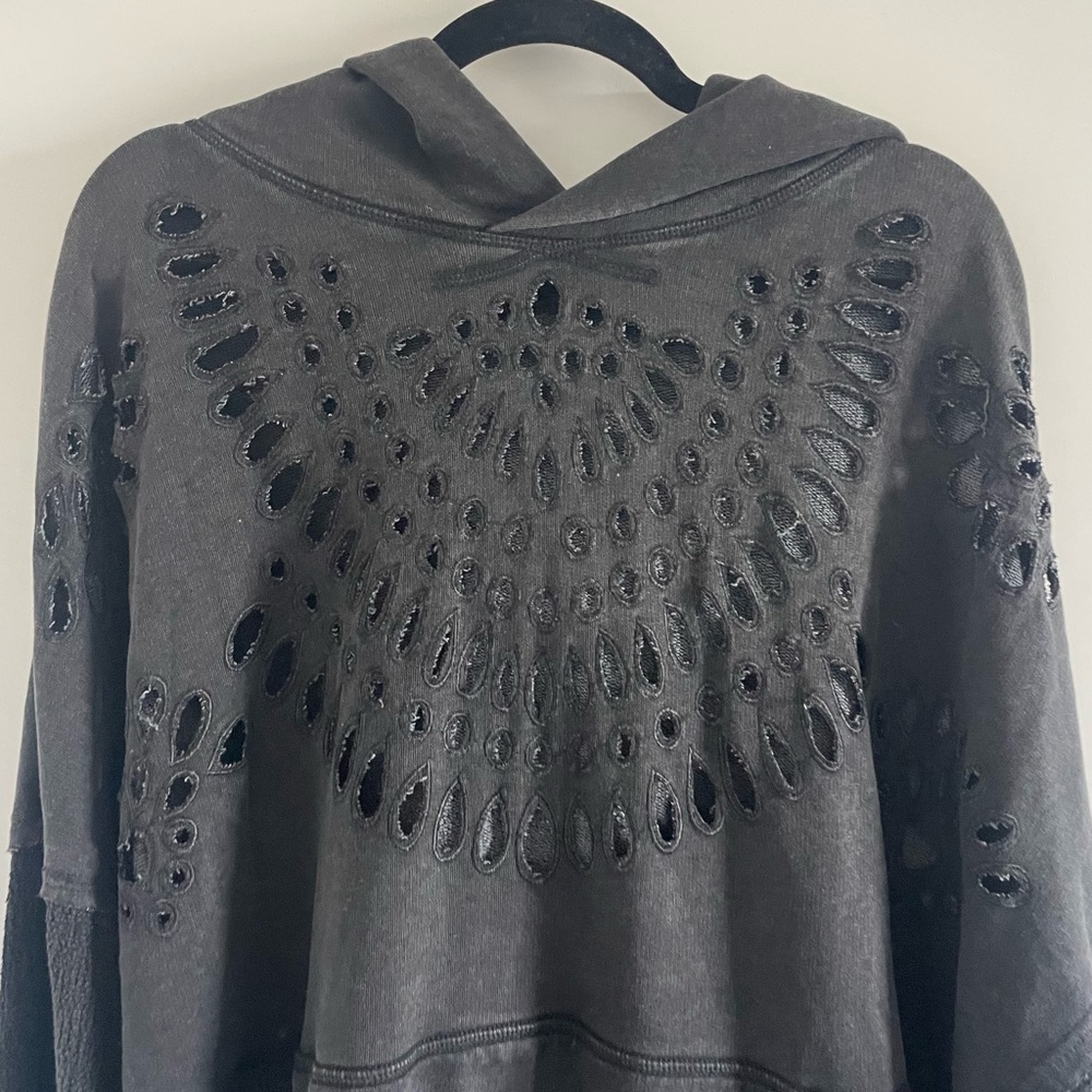NWOT Free People Last Call Sweatshirt Size L - Picture 2 of 6